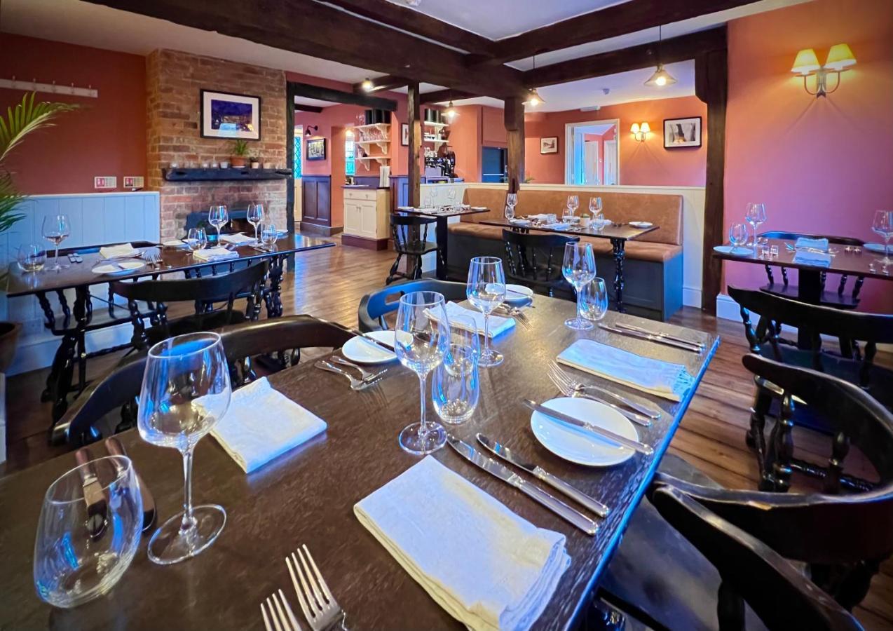 The Kings Head Hotel Dorking Luaran gambar