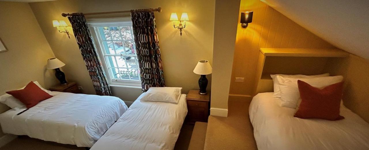 The Kings Head Hotel Dorking Luaran gambar